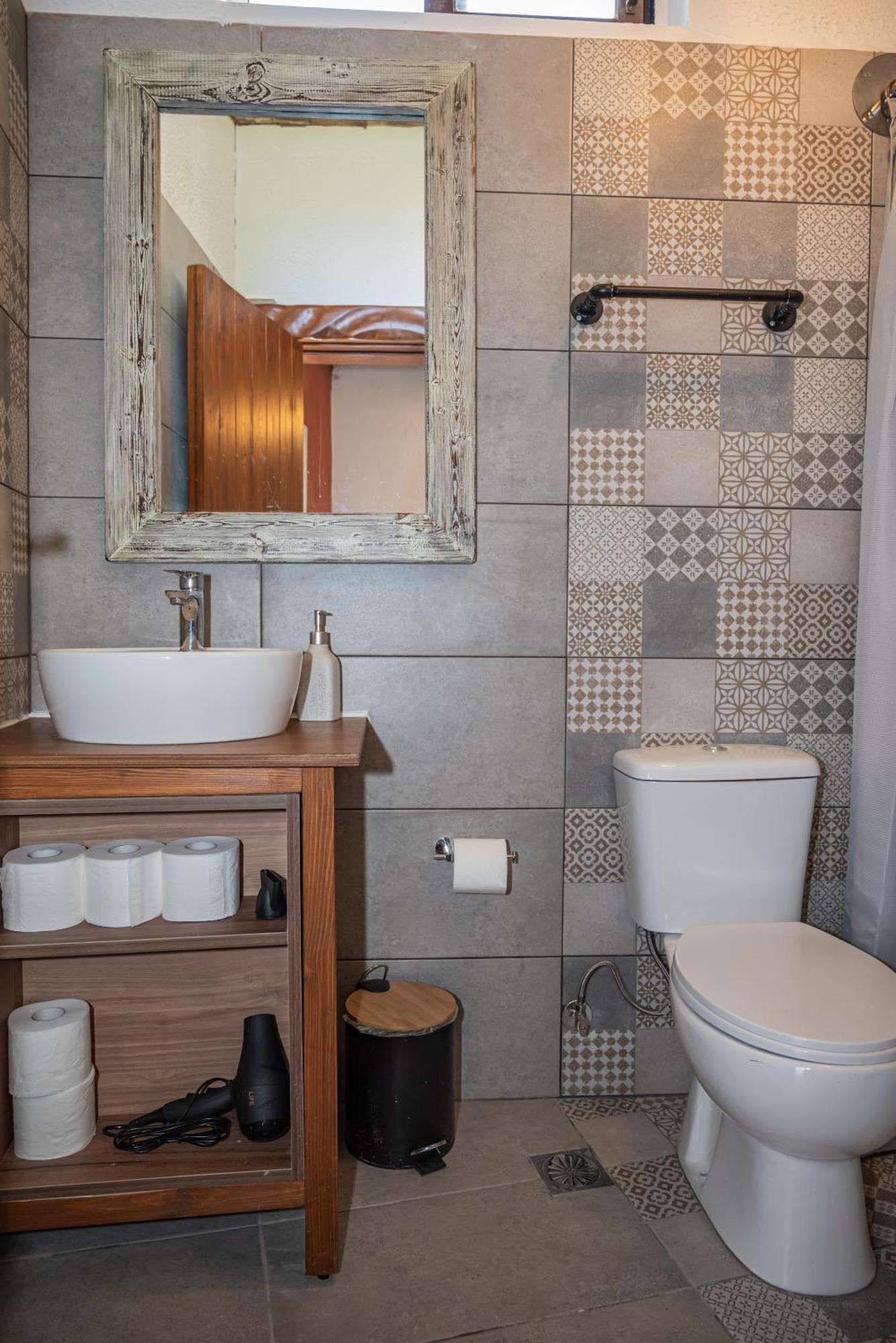 Tango Suites Rhodes City Exteriör bild